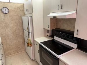 MLS #RX-11073550 img 0