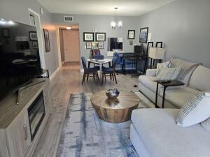MLS #RX-11074849 img 0