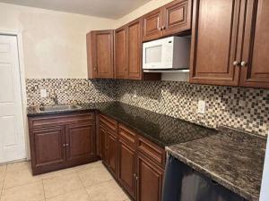 MLS #RX-11080765 img 0