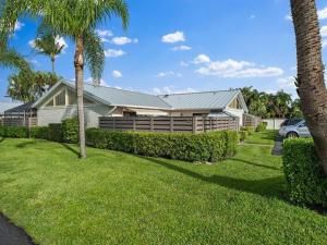 MLS #RX-11080812 img 0