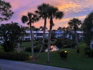 MLS #RX-11082295 img 0