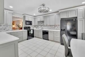 MLS #RX-11086239 img 0