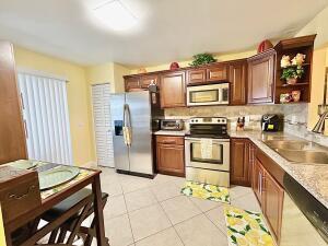 MLS #RX-11086754 img 0