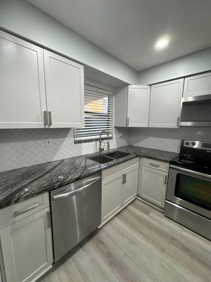 MLS #RX-11088285 img 0