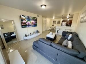 MLS #RX-11092486 img 0