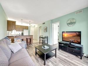 MLS #RX-11094890 img 0