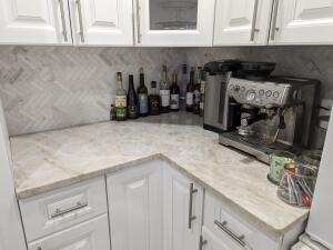 MLS #RX-11094905 img 0