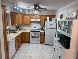 MLS #RX-11096054 img 0