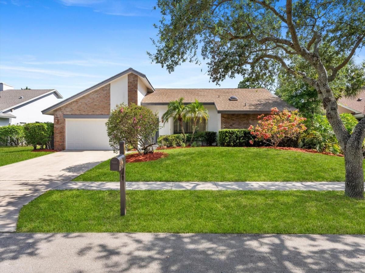 MLS #RX-11097359 img 0