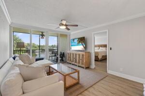 MLS #RX-11098660 img 0