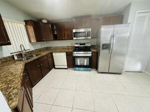 MLS #RX-11102846 img 0