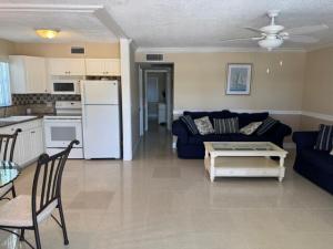 MLS #RX-11103167 img 0