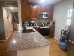 MLS #RX-11106492 img 0