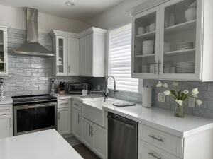 MLS #RX-11107581 img 0