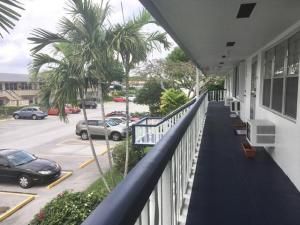 MLS #RX-11108660 img 0