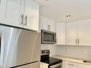 MLS #RX-11111536 img 0