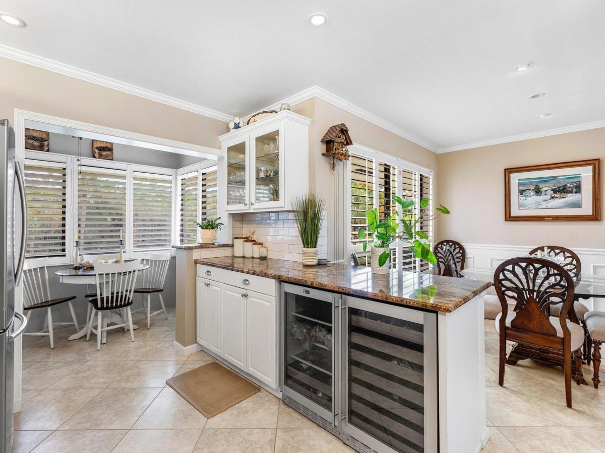 MLS #RX-11112395 img 0