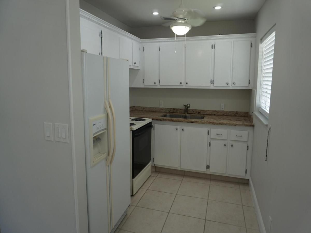 MLS #RX-11114392 img 0