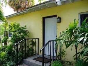 MLS #RX-11115362 img 0