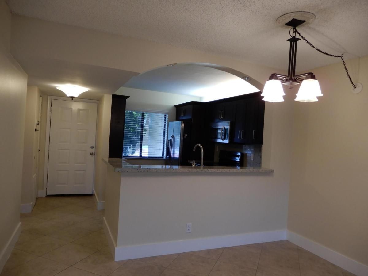 MLS #RX-11115496 img 0