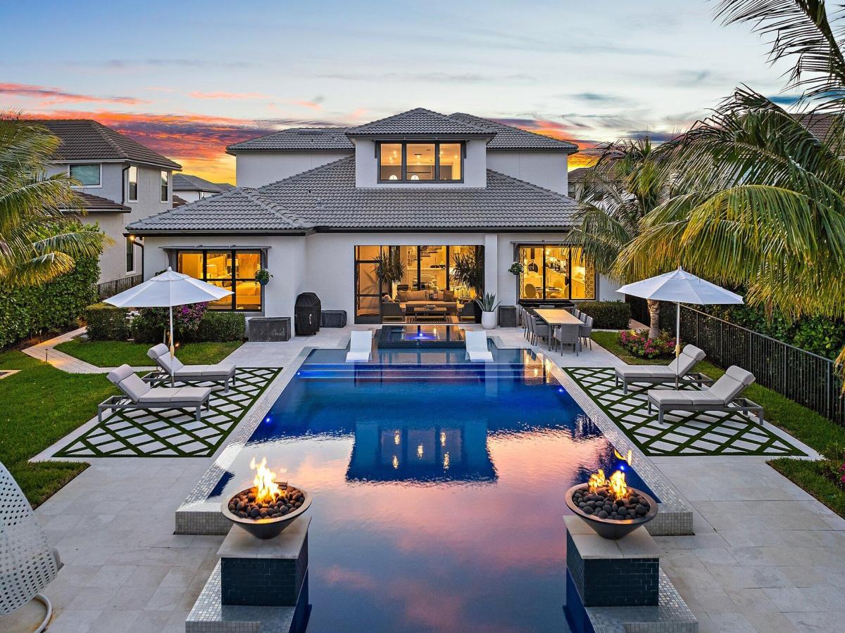 MLS #RX-11116399 img 0