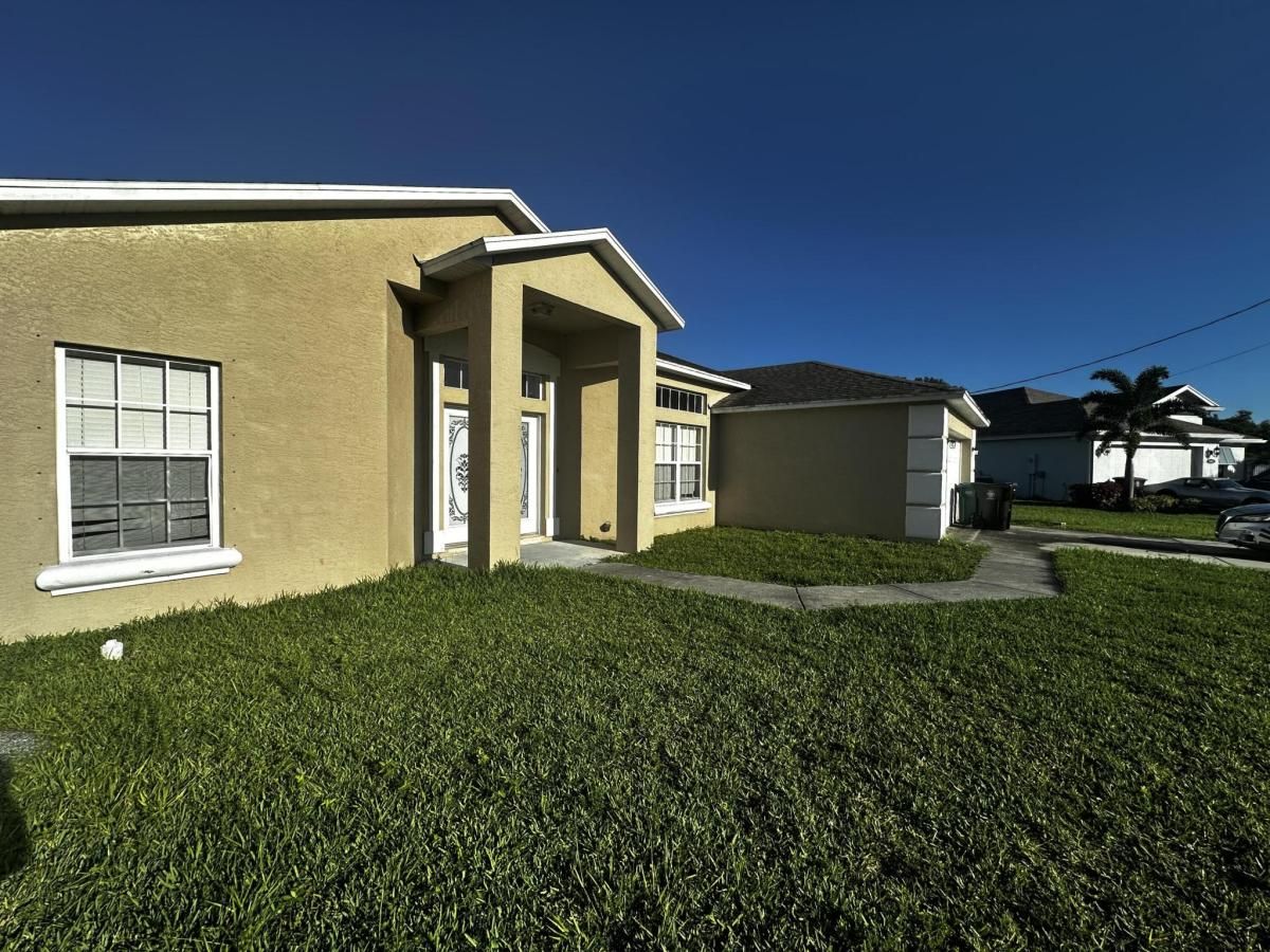MLS #RX-11117281 img 0