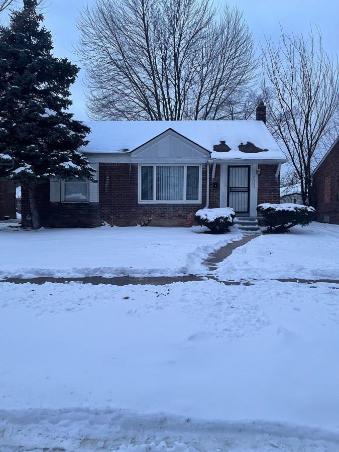 MLS #20250012702 img 0