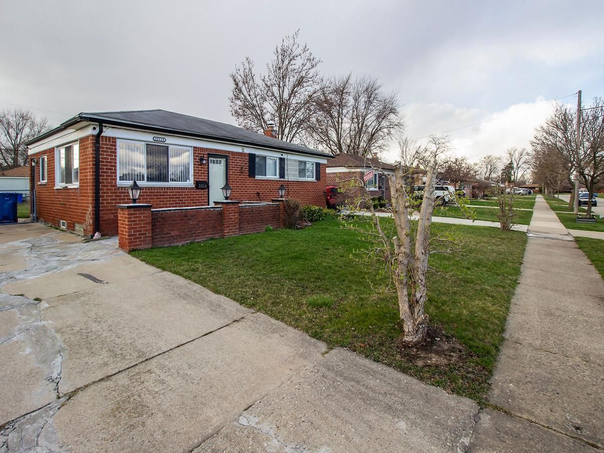 MLS #20250013417 img 0