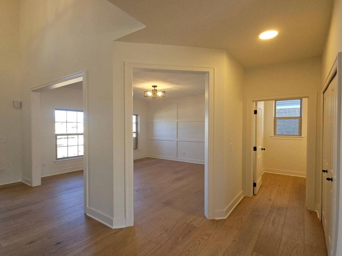 MLS #20250014604 img 0