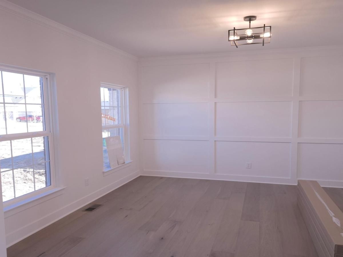 MLS #20250018482 img 0
