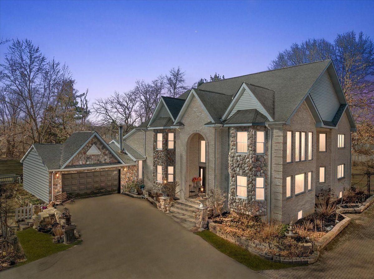MLS #20250018690 img 0