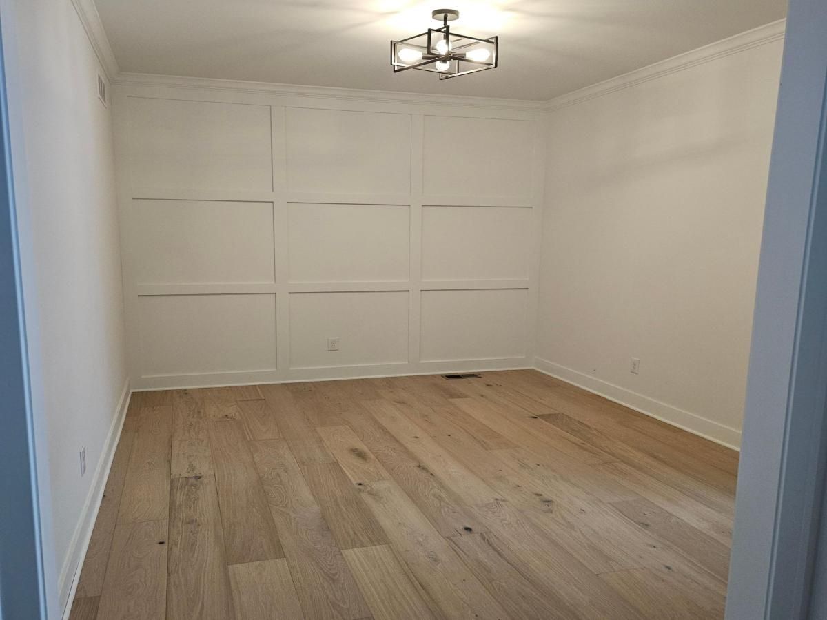 MLS #20250025557 img 0