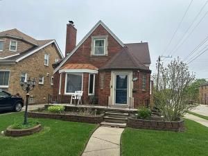 MLS #20250032352 img 0
