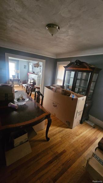 MLS #20250032795 img 0