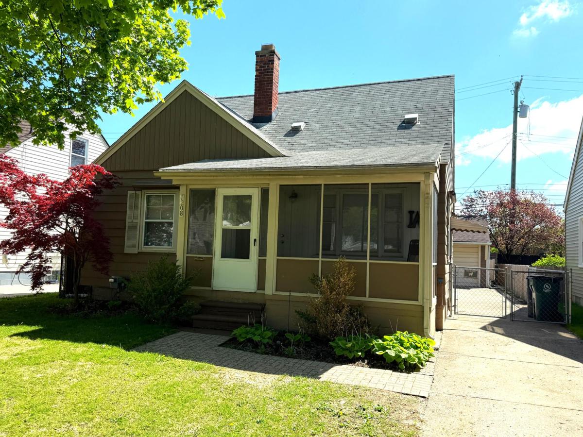 MLS #20250032867 img 0