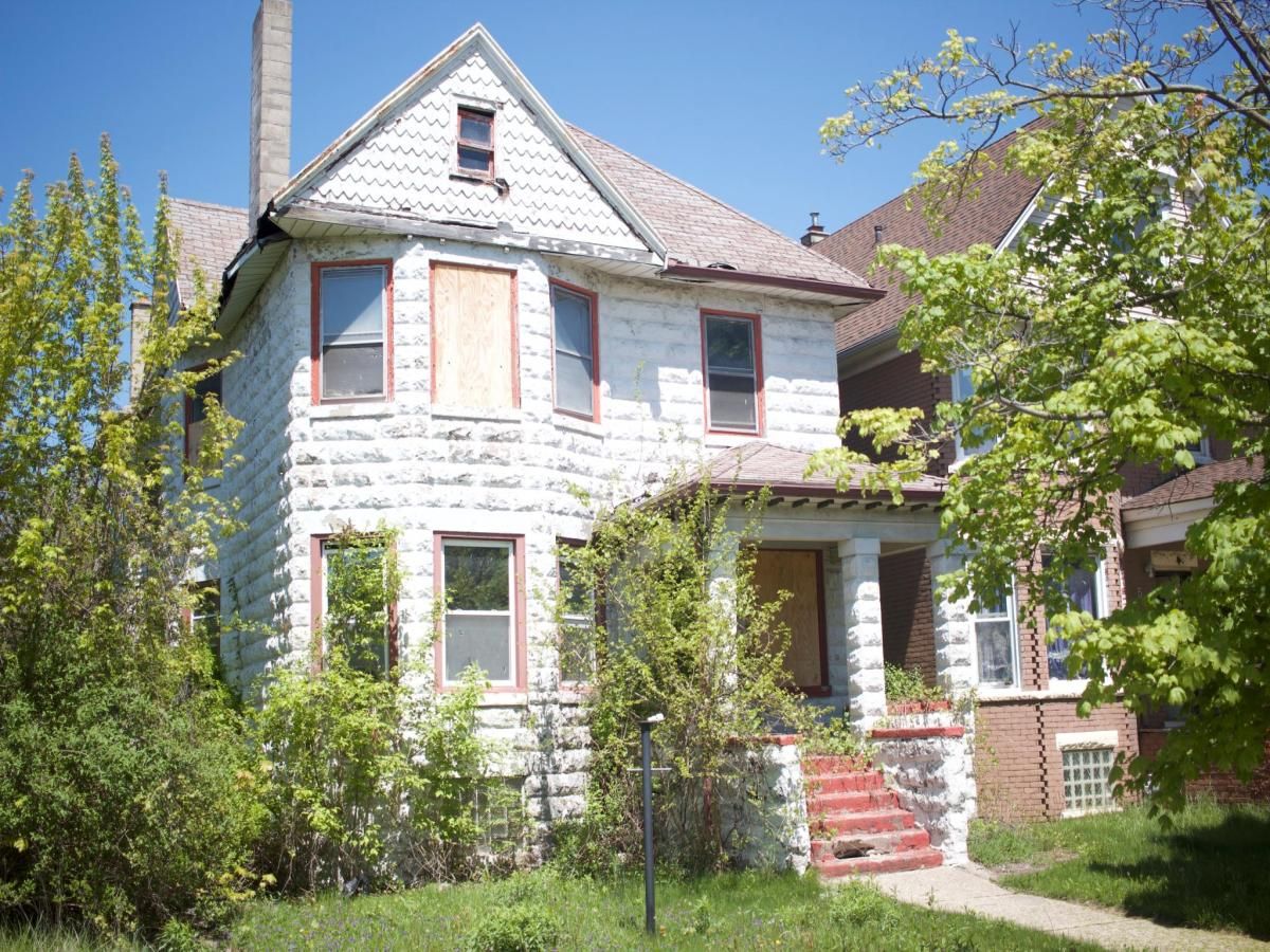 MLS #20250033585 img 0
