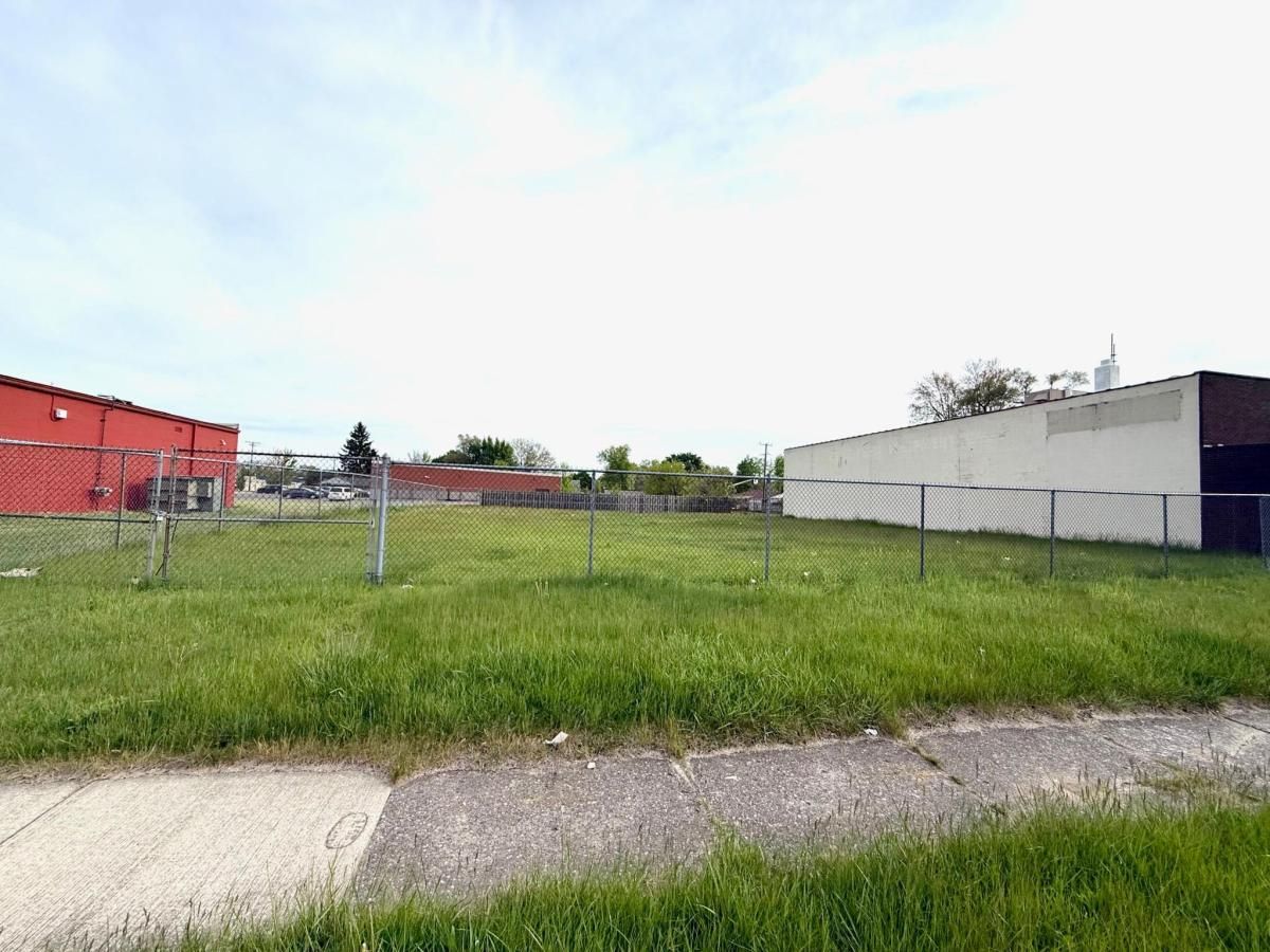 MLS #20250035273 img 0