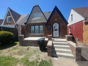 MLS #20250035943 img 0