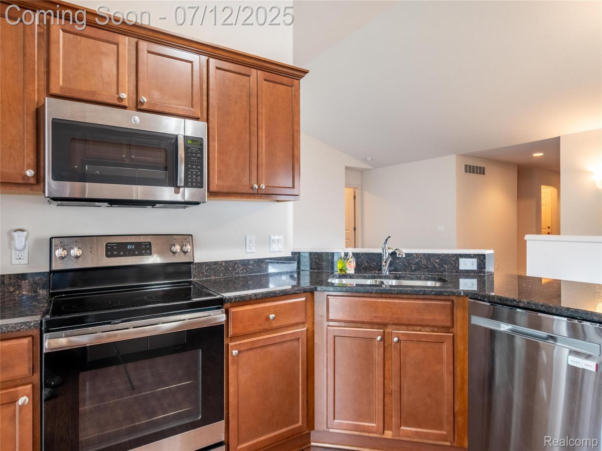 MLS #20251007089 img 0
