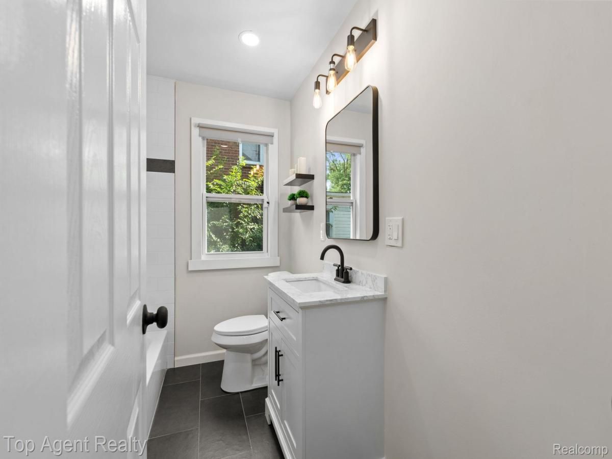 MLS #20251008666 img 0