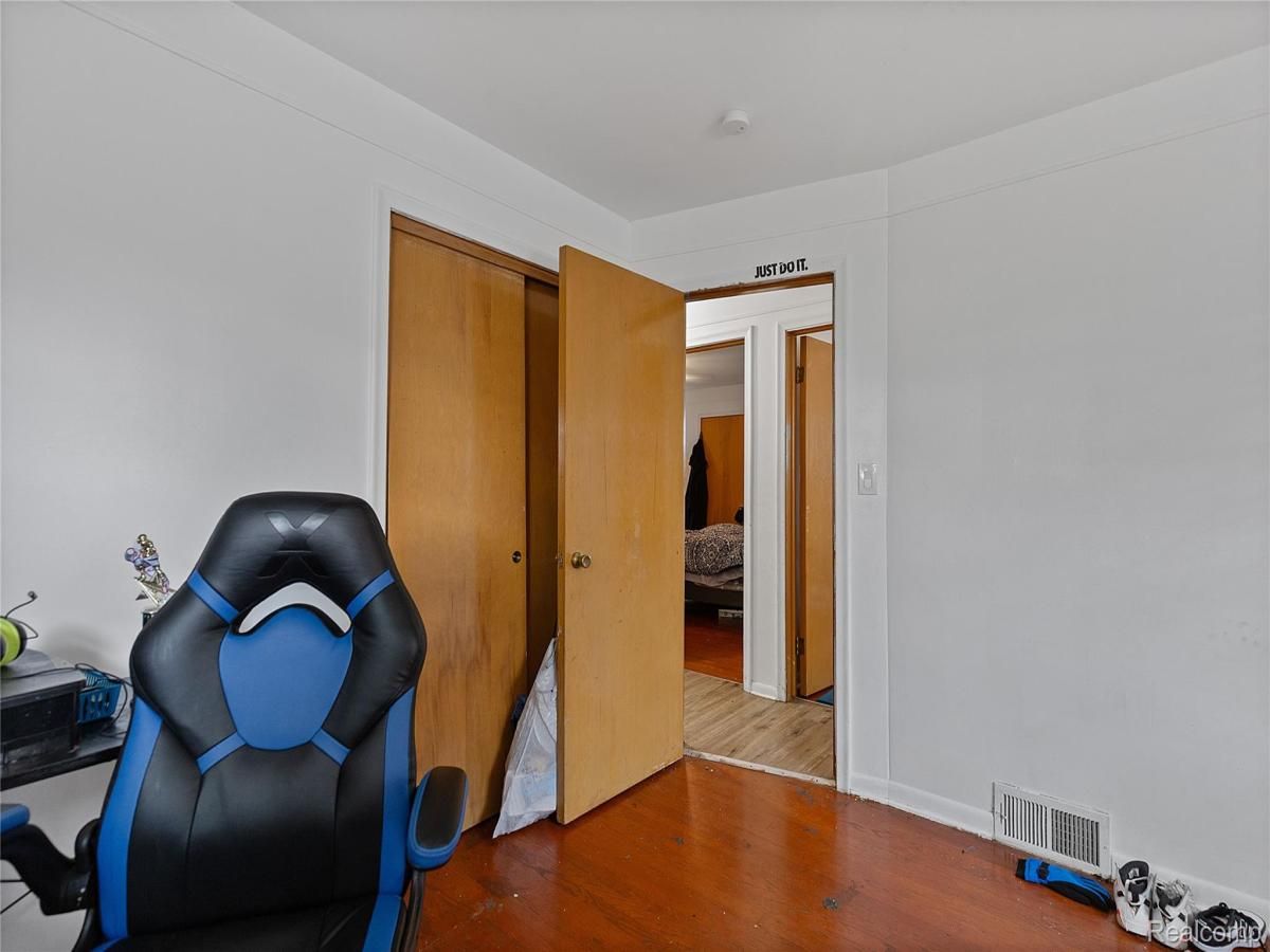 MLS #20251009162 img 0