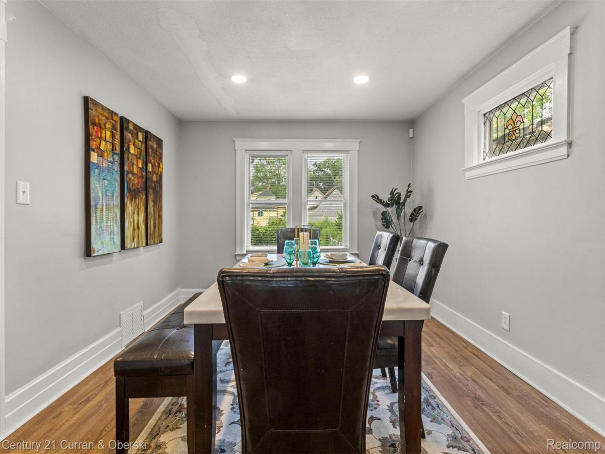 MLS #20251011116 img 0