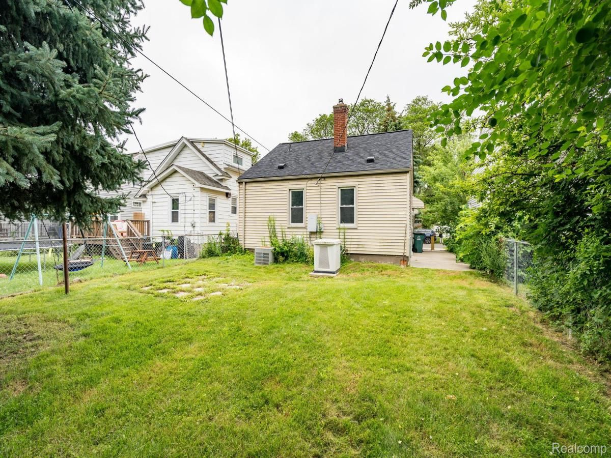 MLS #20251014427 img 0