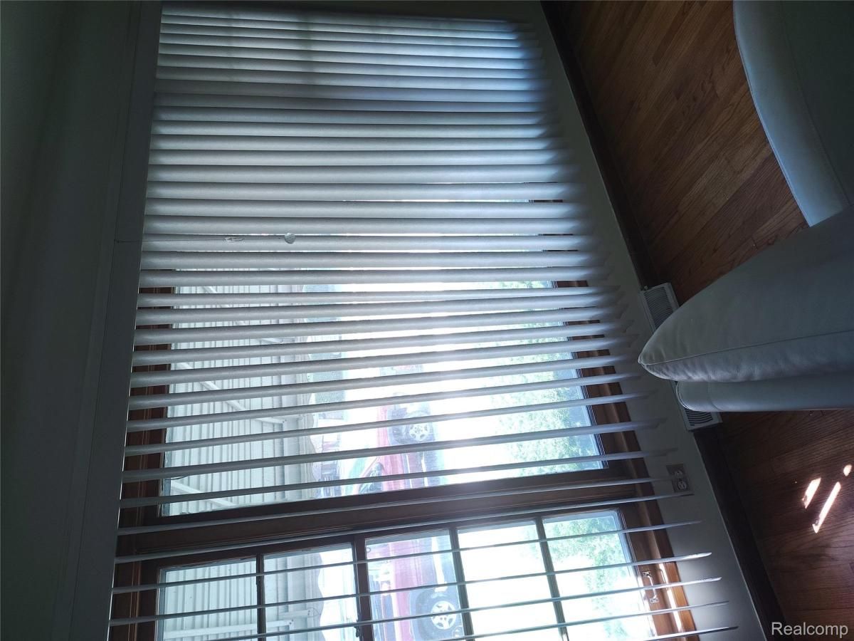 MLS #20251024462 img 0