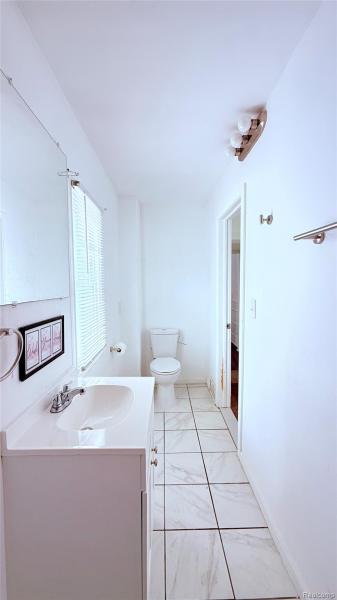 MLS #20251037899 img 0