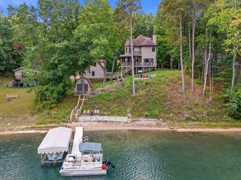 Listing picture for N1736 20TH ROAD in Wautoma