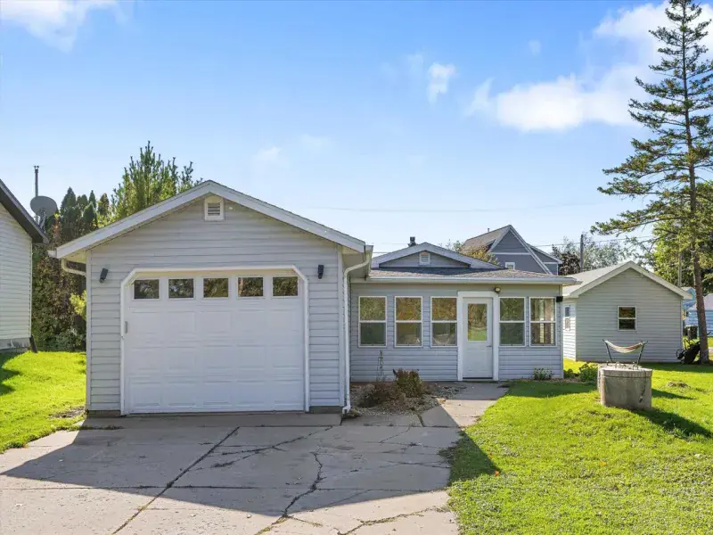 Listing picture for 7609 WIDGEON LANE in Larsen