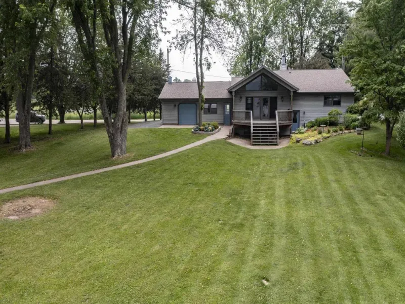 Listing picture for 9205 WILLOW LANE in Fremont