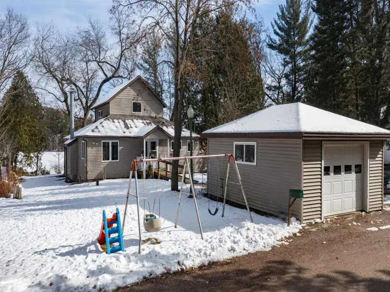 Listing picture for N2942 HIGHLAND LANE in Waupaca