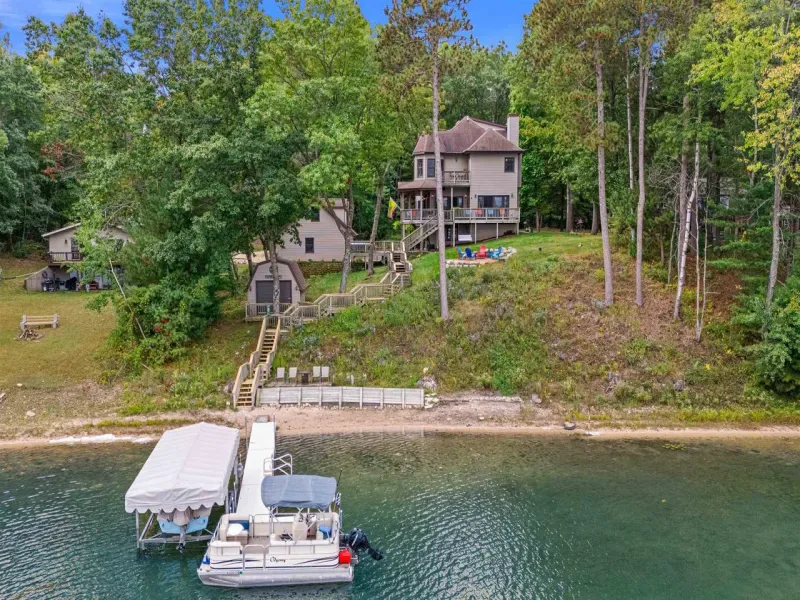 Listing picture for N1736 20TH ROAD in Wautoma